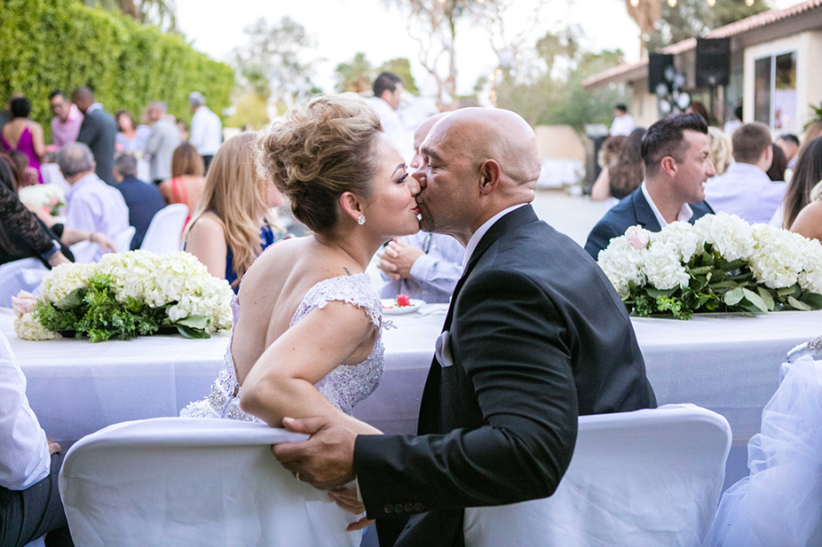 Heidy Gerardo Wedding kissing photography